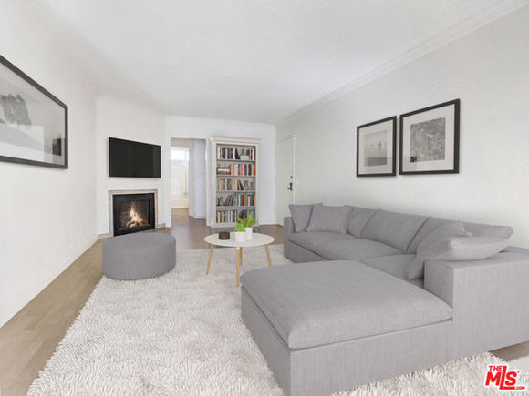 1538 11th Street Unit 9 Santa Monica, CA Apartment Active - Photo 1 of 11. Opens carousel modal