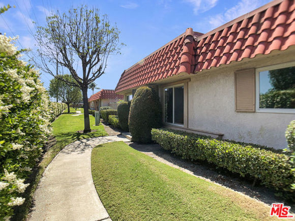 22862 Bonita Lane
