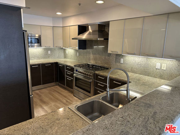 1319 N Detroit Street Unit 3 Los Angeles, CA Condo Active - Photo 1 of 34. Opens carousel modal