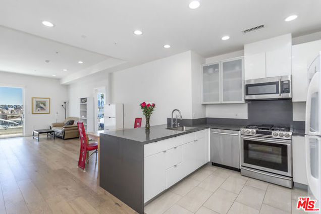 105 S Mariposa Avenue Unit 507