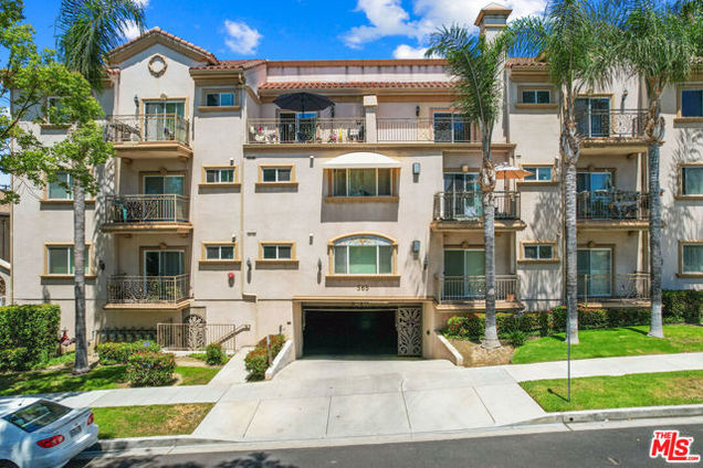 565 E San Jose Avenue Unit PH1
