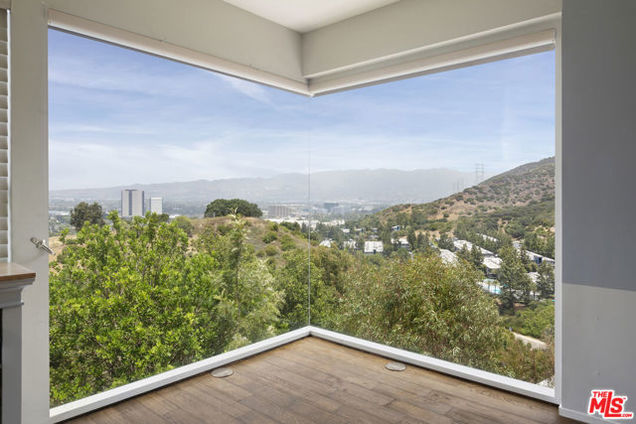 3488 Troy Drive