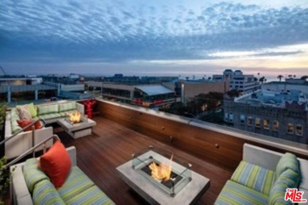 1453 3rd Street Promenade Unit 511 Santa Monica, CA Apartment Active - Photo 1 of 16. Opens carousel modal