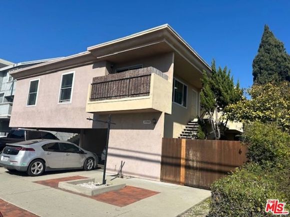 3560 S Centinela Avenue Unit 7 Los Angeles, CA Apartment Active - Photo 1 of 20. Opens carousel modal