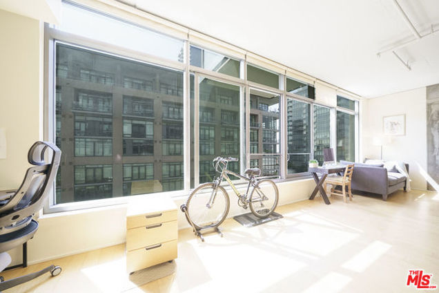 1100 S Hope Street Unit 1009