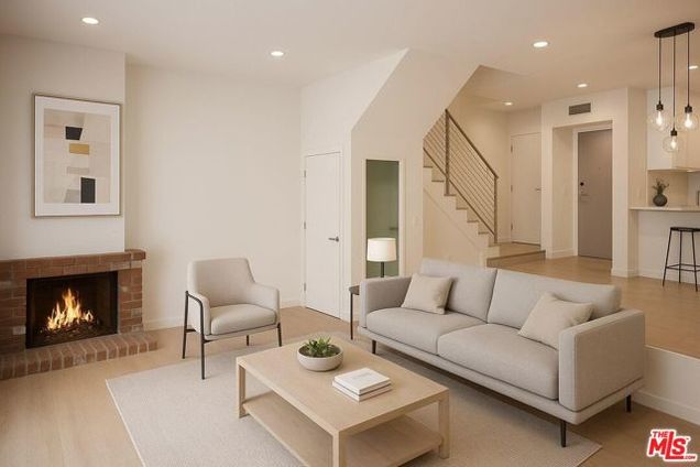 508 N Kings Road Unit 4 West Hollywood, CA Apartment Active - Photo 1 of 17. Opens carousel modal