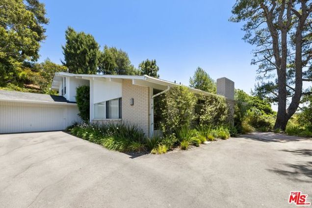 2318 Cheryl Place Los Angeles, CA House Active - Photo 1 of 30. Opens carousel modal