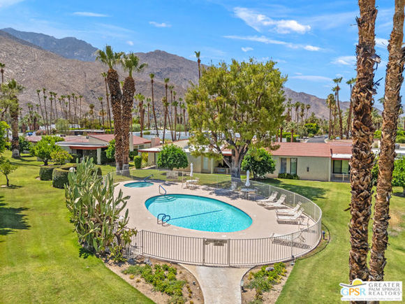 1041 S La Verne Way
