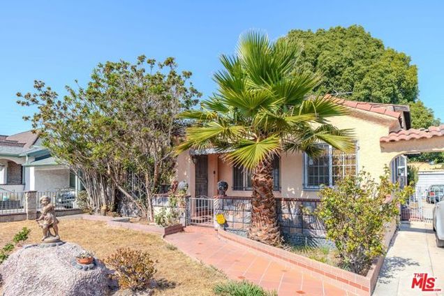 6926 Cedar Street Huntington Park, CA House Active - Photo 1 of 41. Opens carousel modal