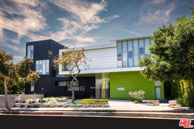 825 N Kings Road Unit 4 West Hollywood, CA Condo Active - Photo 1 of 40. Opens carousel modal