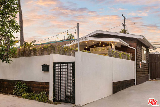 1141 Cabrillo Avenue