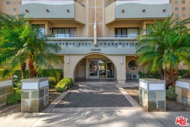19009 Sherman Way Unit 2