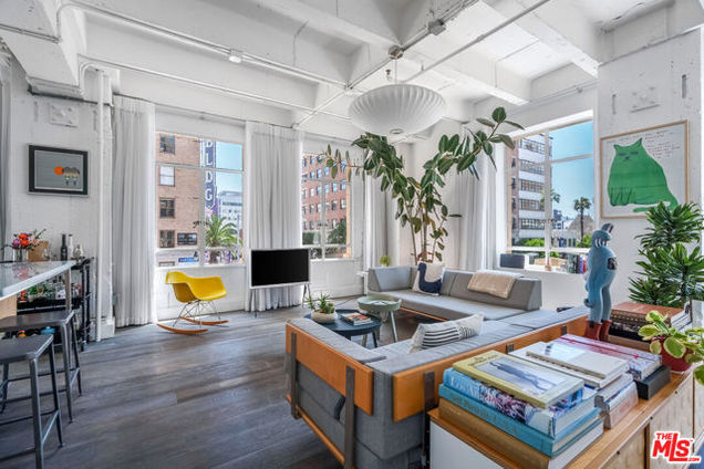 6253 Hollywood Boulevard Unit 302 Los Angeles, CA Condo Active - Photo 1 of 22. Opens carousel modal
