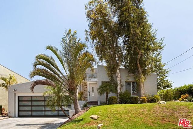 21694 Yucatan Avenue Woodland Hills (los Angeles), CA House Active - Photo 1 of 30. Opens carousel modal