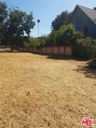 2154 W 24th Street Los Angeles, CA Land Active - Photo 1 of 3. Opens carousel modal