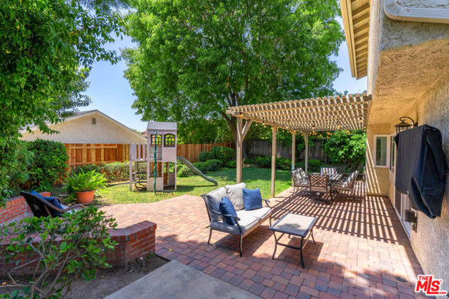 212 Cedar Heights Drive