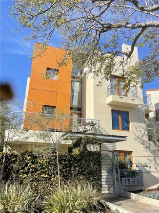 1544 11th Street Unit 3 Santa Monica, CA Townhouse Sold - Photo 1 of 54. Opens carousel modal
