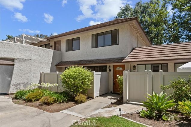 1184 Landsburn Circle