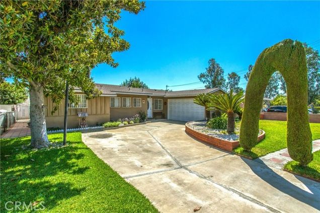 15937 Manzanita Drive
