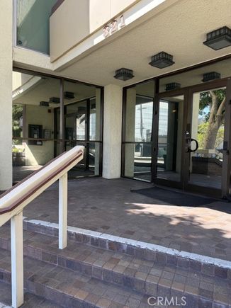 321 S San Vicente Boulevard Unit 402