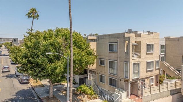 116 W Maple Street Unit 25 Glendale, CA Condo Active - Photo 1 of 48. Opens carousel modal