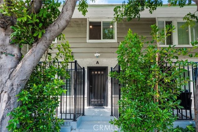 4405 Ventura Canyon Avenue Sherman Oaks (los Angeles), CA Multifamily Active - Photo 1 of 44. Opens carousel modal