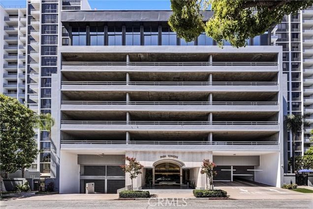 345 Pioneer Drive Unit 205