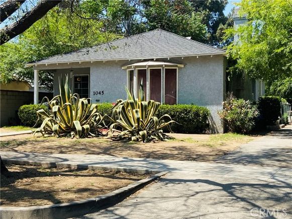 1045 Locust Street