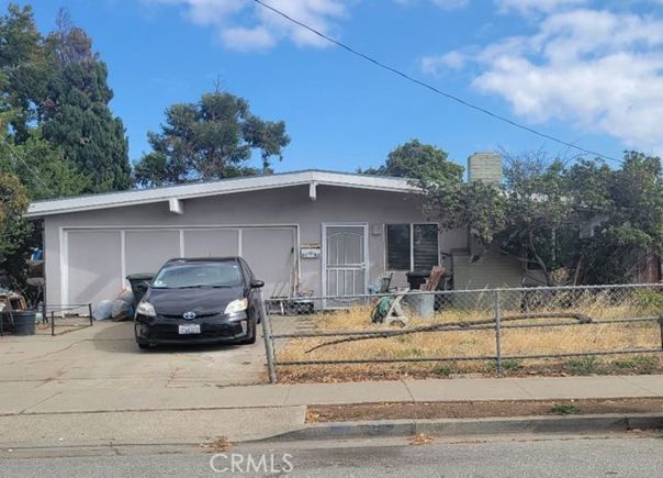2782 Fordham Street