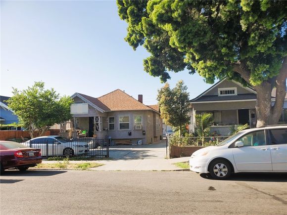 211 W 52nd Street Los Angeles, CA Multifamily Active - Photo 1 of 20. Opens carousel modal