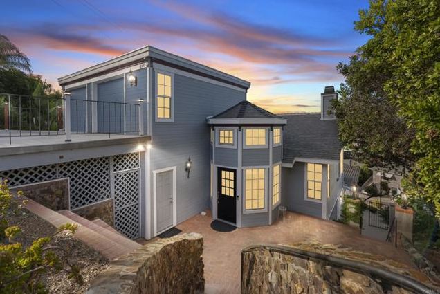 8140 Pasadena Avenue La Mesa, CA House Active - Photo 1 of 56. Opens carousel modal