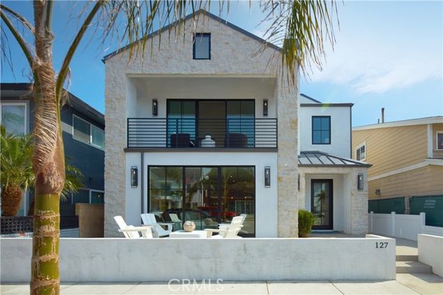 127 E Bay Avenue Newport Beach, CA House Sold - Photo 1 of 35. Opens carousel modal