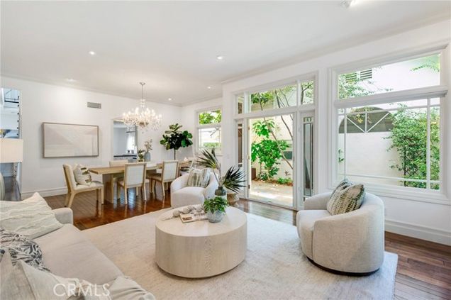 2541 Point Del Mar