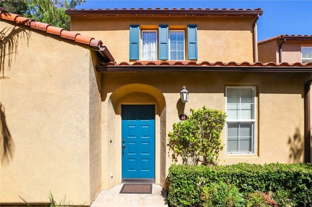 46 Duet Irvine, CA Condo Sold - Photo 1 of 24. Opens carousel modal