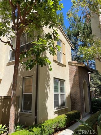 11 Tall Oak Irvine, CA Condo Active - Photo 1 of 8. Opens carousel modal