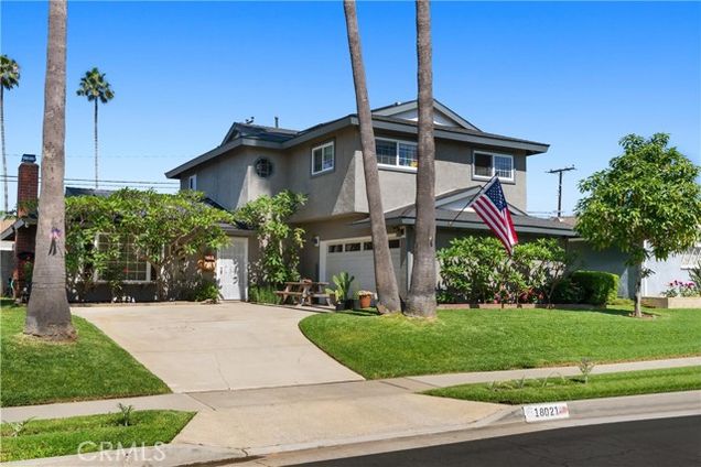 18021 Gulf Lane Huntington Beach, CA House Active - Photo 1 of 24. Opens carousel modal
