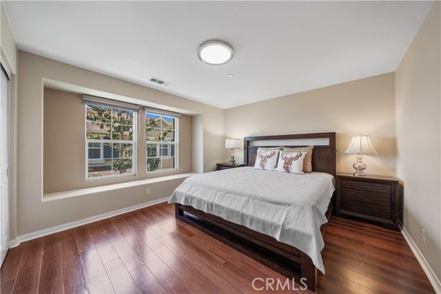 414 Silk Tree
