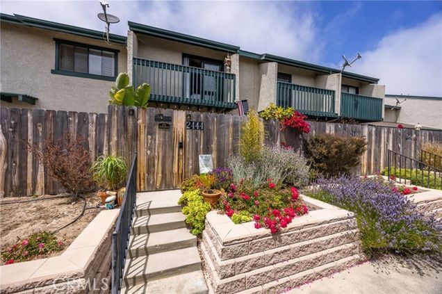 2444 La Costa Court
