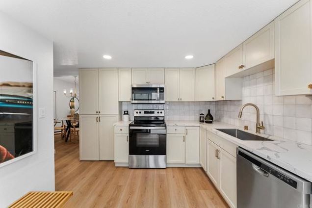 4532 Dawson Avenue Unit 3