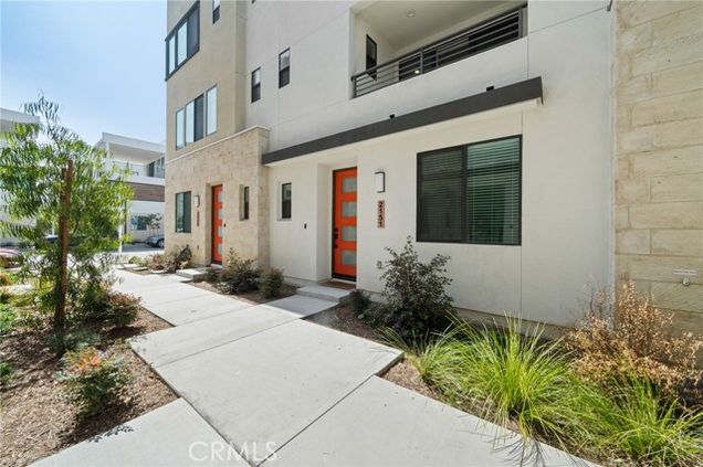 2151 Crescent Gardena, CA Townhouse Active - Photo 1 of 12. Opens carousel modal