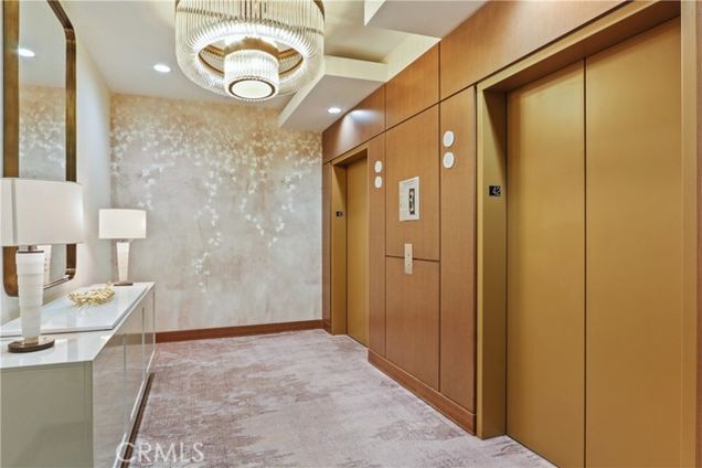 900 W Olympic Boulevard Unit 42A Los Angeles, CA Condo Active - Photo 1 of 29. Opens carousel modal
