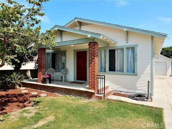 1947 E 76th Place Los Angeles, CA House Sold - Photo 1 of 52. Opens carousel modal
