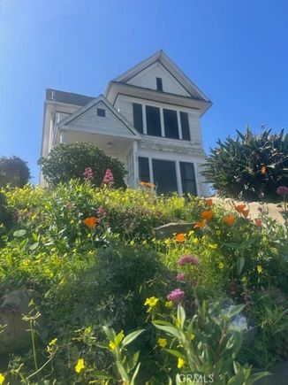 727 W 32nd Street San Pedro (los Angeles), CA House Active - Photo 1 of 10. Opens carousel modal