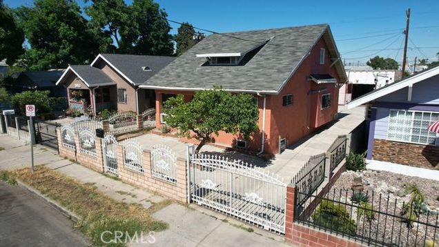 5854 Woodlawn Avenue Los Angeles, CA House Active - Photo 1 of 60. Opens carousel modal