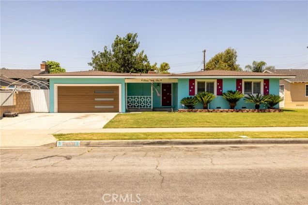 1131 N Whittier Street