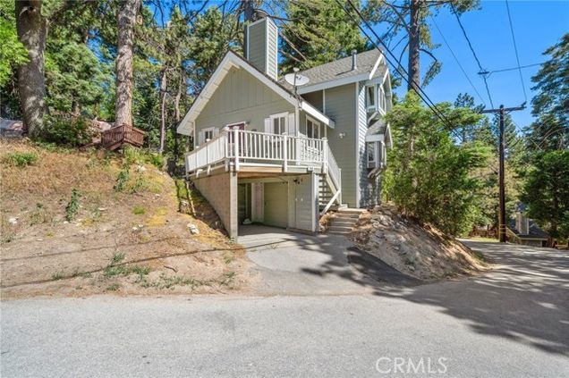 746 W Victoria Court