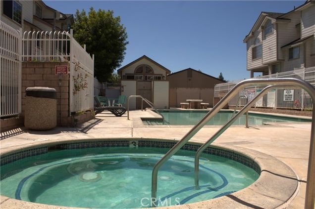 11150 Glenoaks Boulevard Unit 305