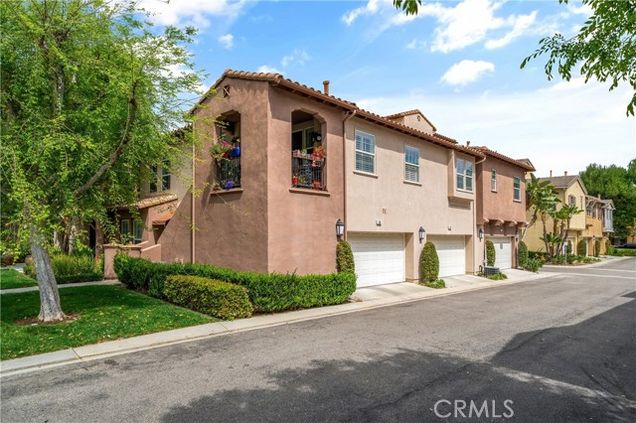 109 Reunion Irvine, CA Condo Sold - Photo 1 of 26. Opens carousel modal