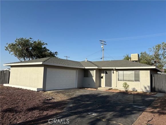 38810 Foxholm Drive
