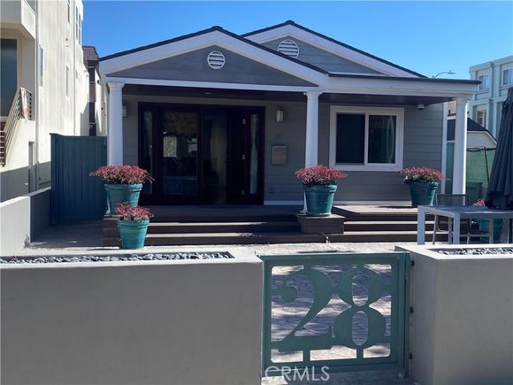 28 5th Street Hermosa Beach, CA House Active - Photo 1 of 15. Opens carousel modal